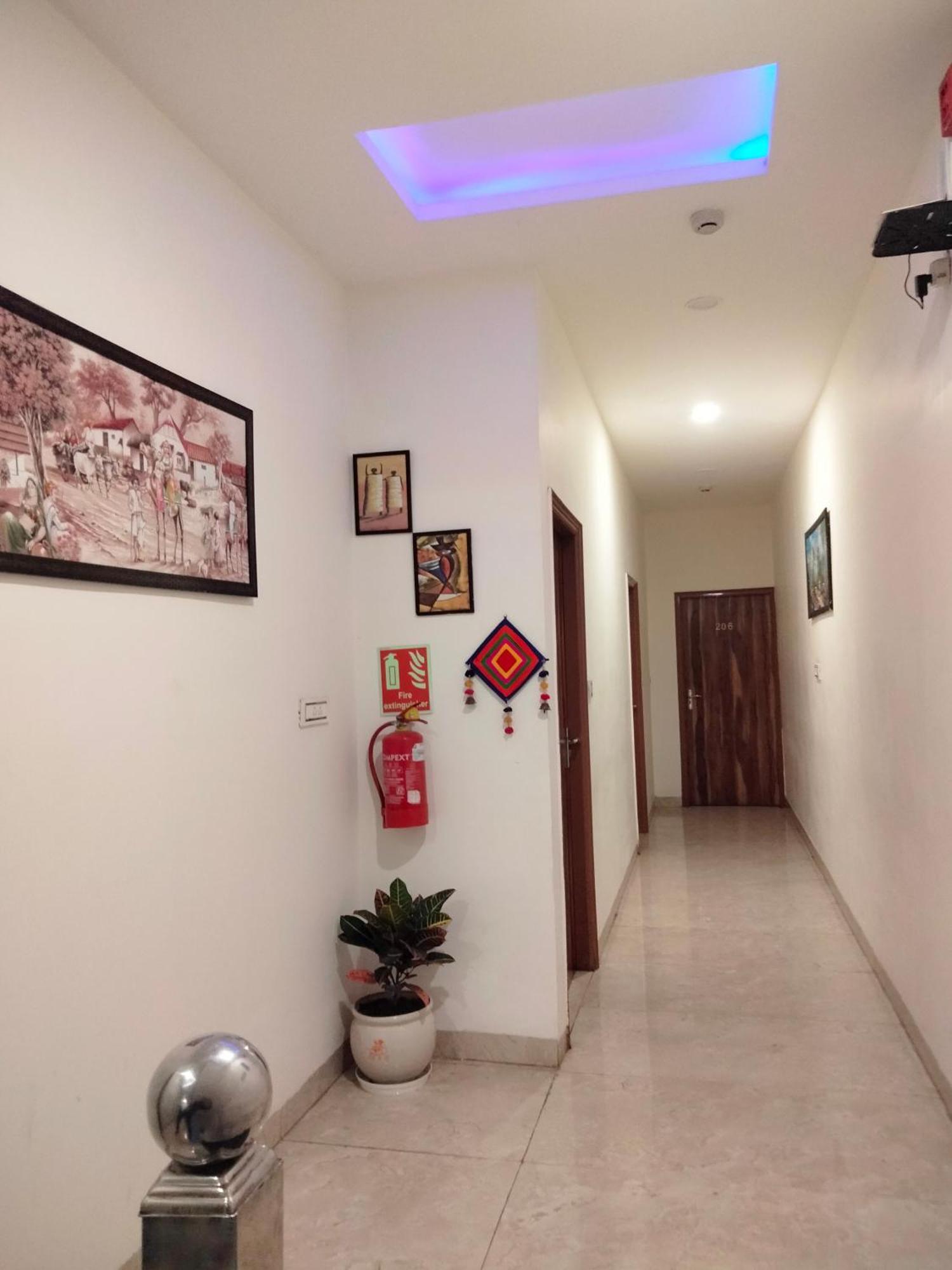 Hotel D Plaza Zirakpur Buitenkant foto