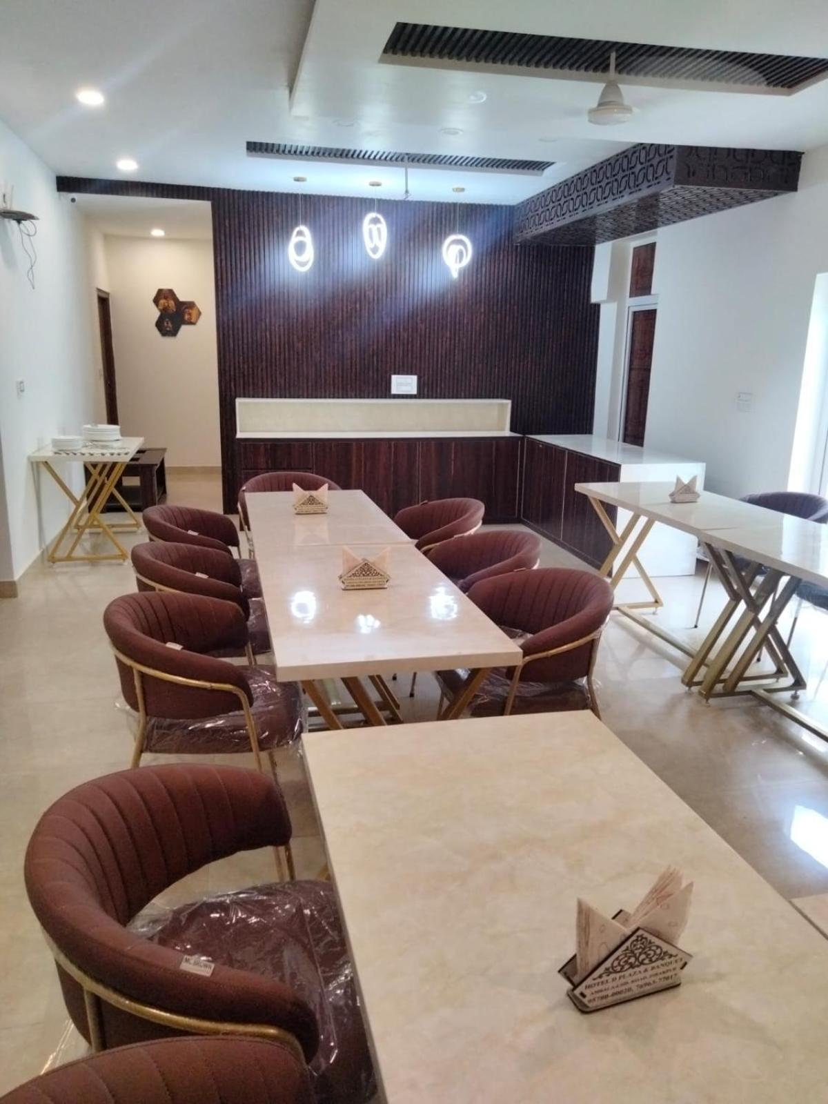 Hotel D Plaza Zirakpur Buitenkant foto