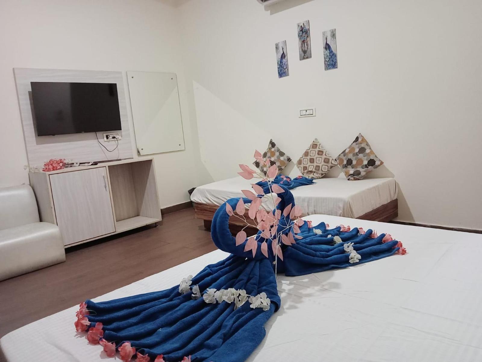 Hotel D Plaza Zirakpur Buitenkant foto