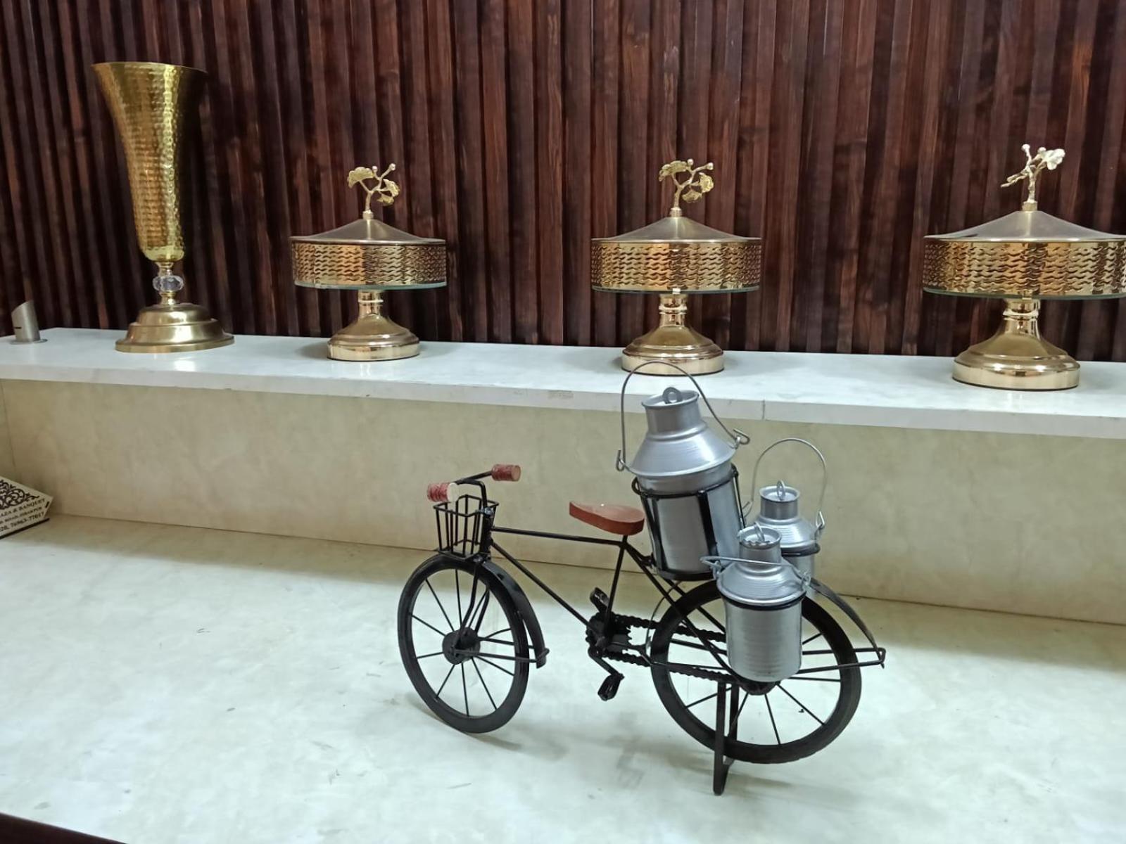 Hotel D Plaza Zirakpur Buitenkant foto